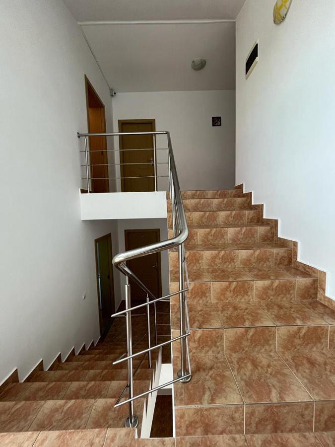 Vila Alexa คอสติเนช ภายนอก รูปภาพ